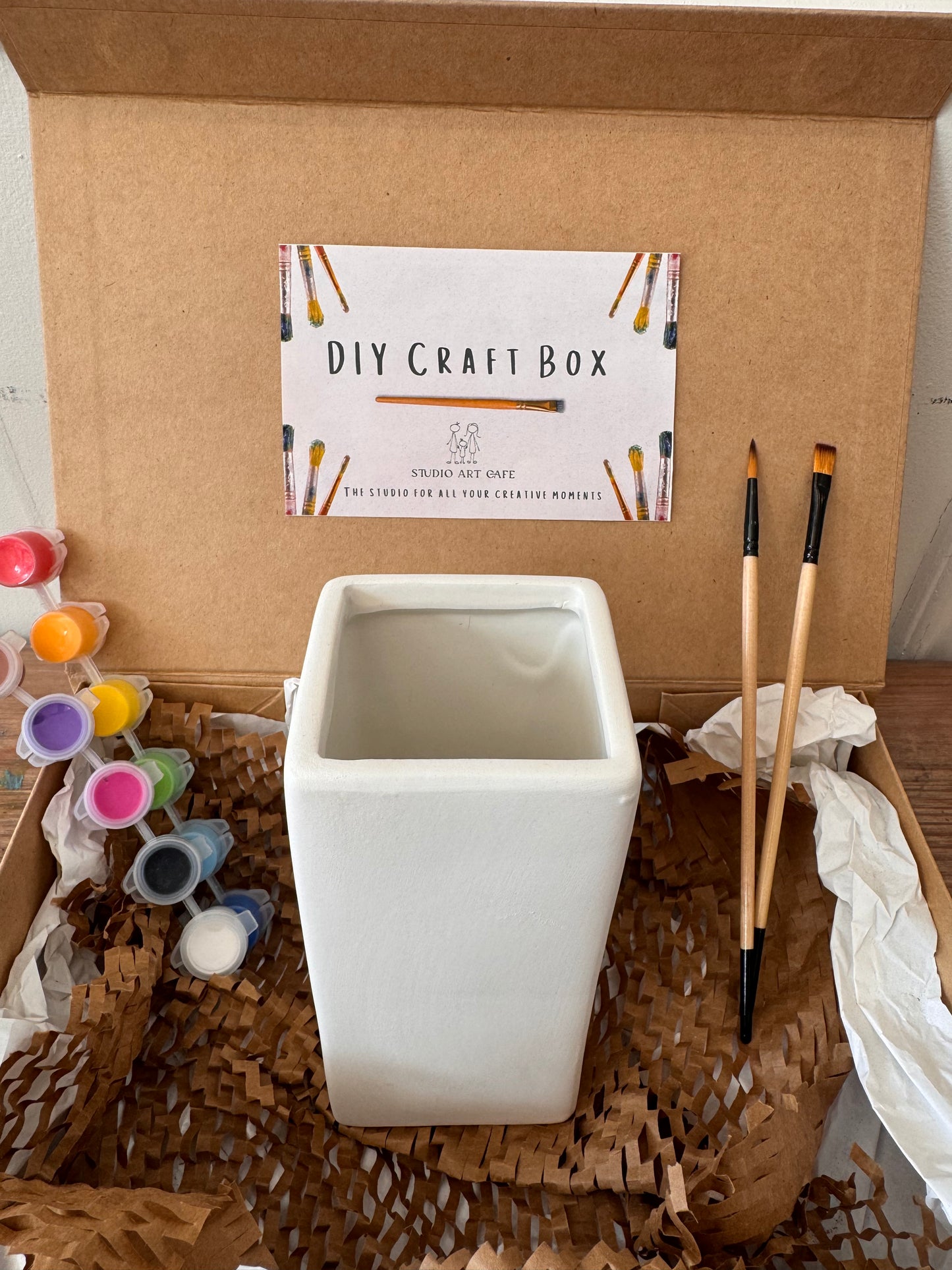 DIY PAINT CERAMIC VASE