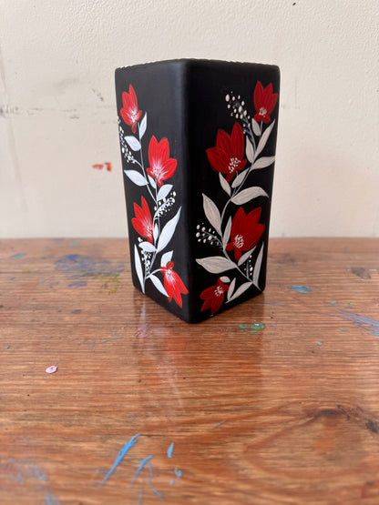 DIY PAINT CERAMIC VASE